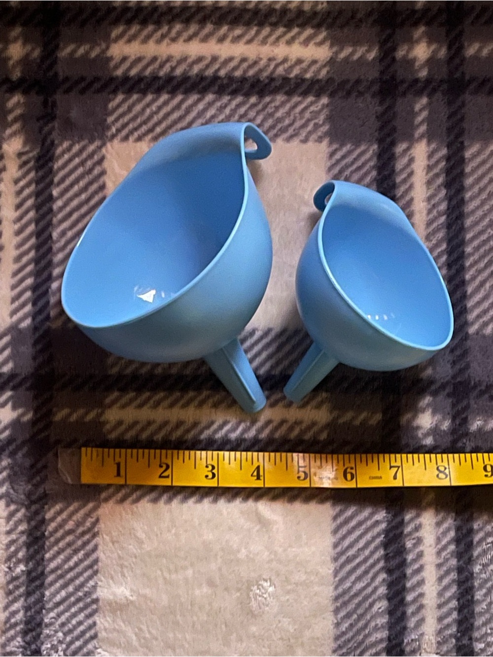 Set of 2 Blue Plastic Funnels